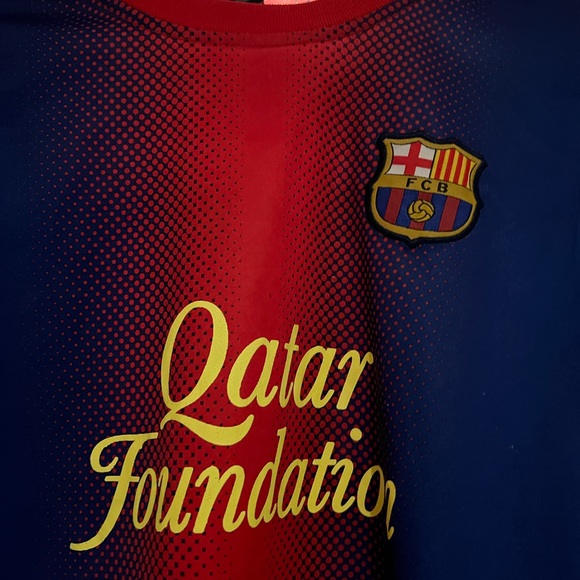 Messi Kids Quatar Jersey - Picture 3 of 4
